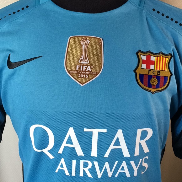Barcelona Away Jersey-OPEN TO OFFERS!😊💵💵 - Picture 2 of 15